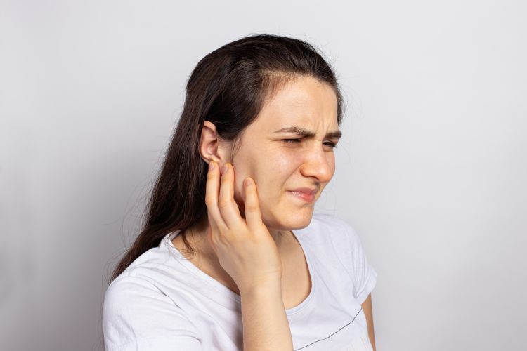 Diving Into Otitis Media: Recognizing the Signs